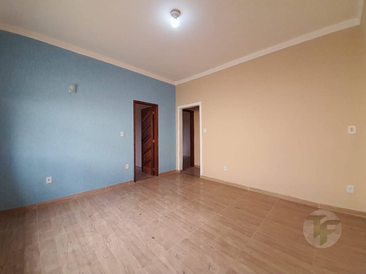 Amplo apto de 2Qtos a poucos minutos do metrô - TF Consultoria & Gestão de Imóveis