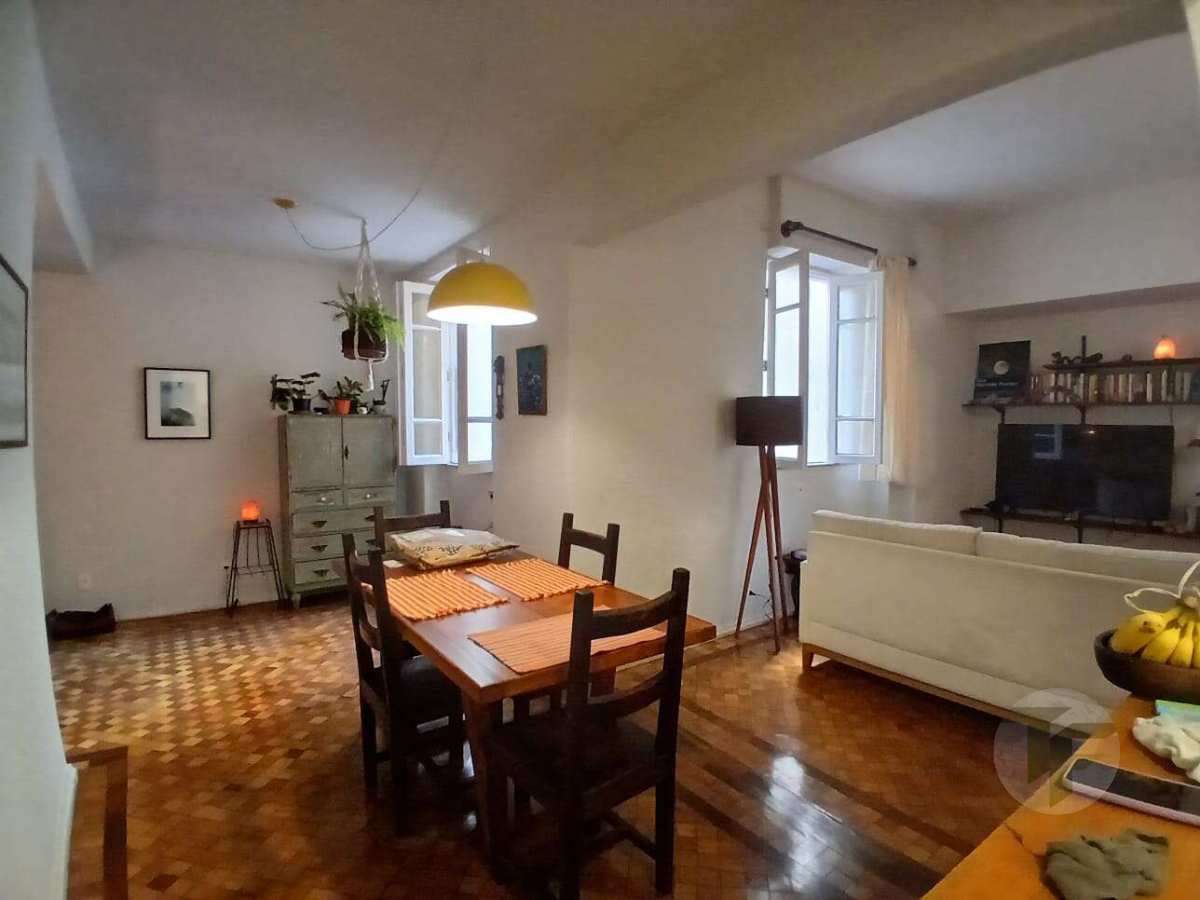 Apto de 130m² 3Qtos com suíte em Rua Nobre de Laranjeiras - TF Consultoria & Gestão de Imóveis