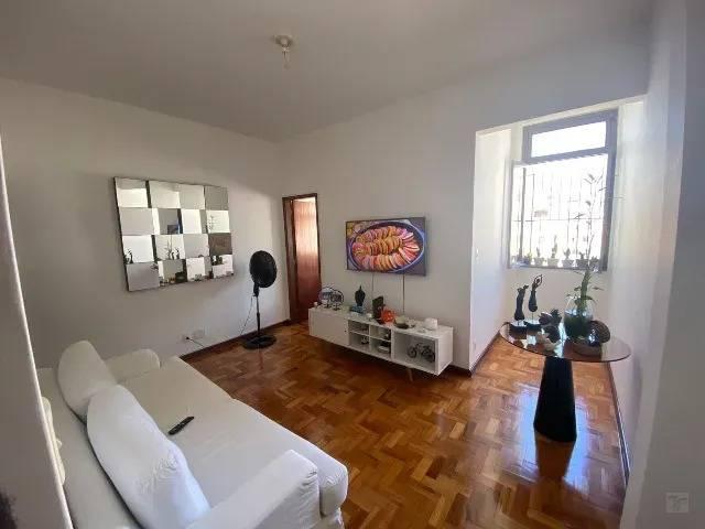 Apartamento à venda em Rio de Janeiro, Catete, com 1 quarto, 52m² - TF Consultoria & Gestão de Imóveis