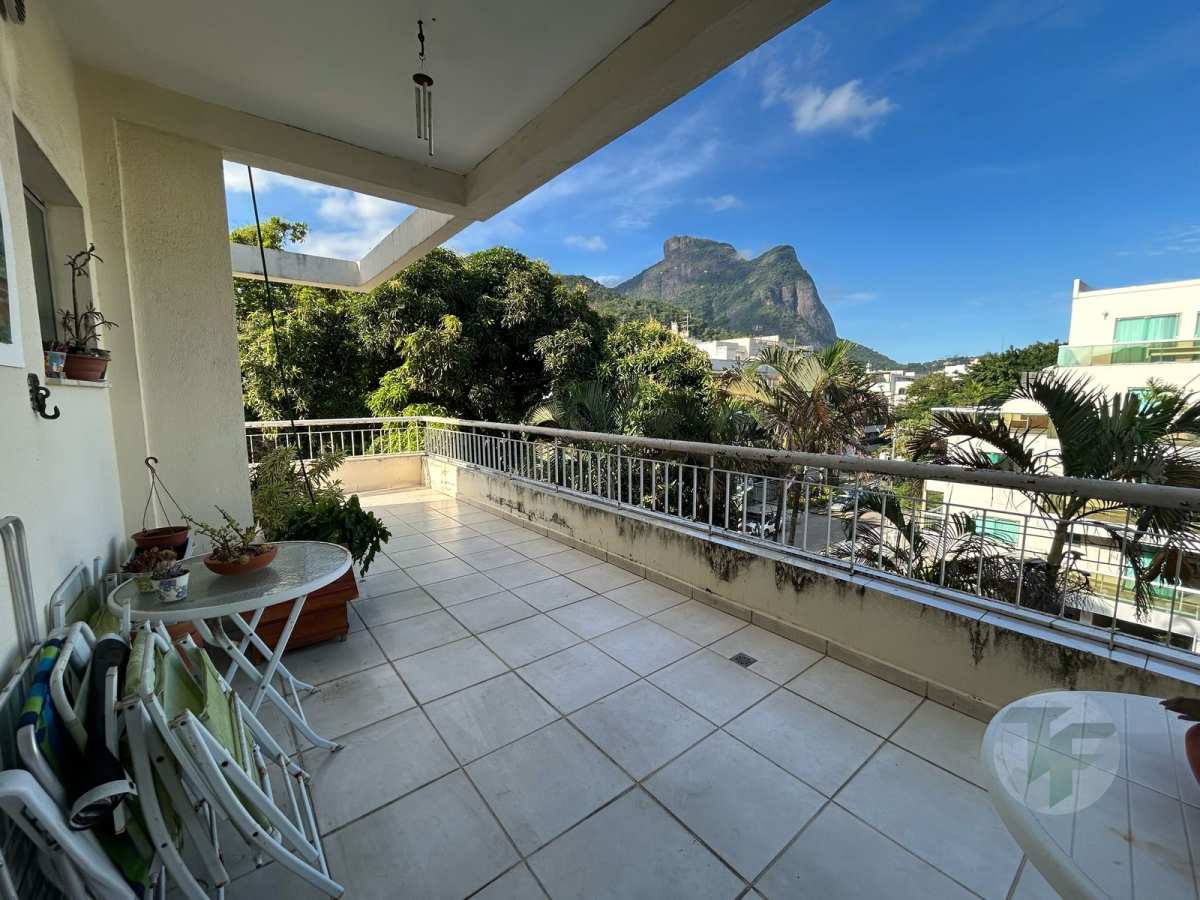 Cobertura Duplex com 5 vagas no Jardim Oceânico - TF Consultoria & Gestão de Imóveis