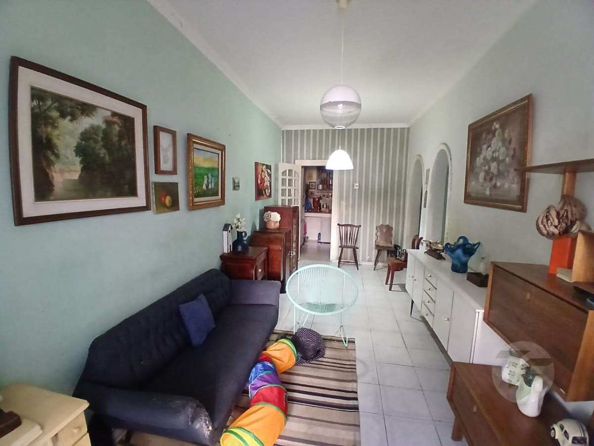 Oportunidade no Engenho Novo! O conforto de uma casa com a praticidade de um apartamento com vaga.